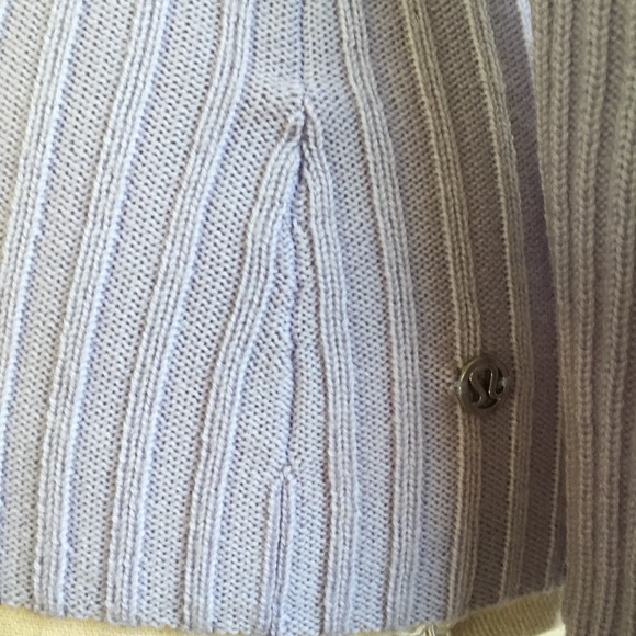 NWT SRNB LULULEMON FEELING BALANCED SWEATER 6 or 8 - Picture 3 of 8